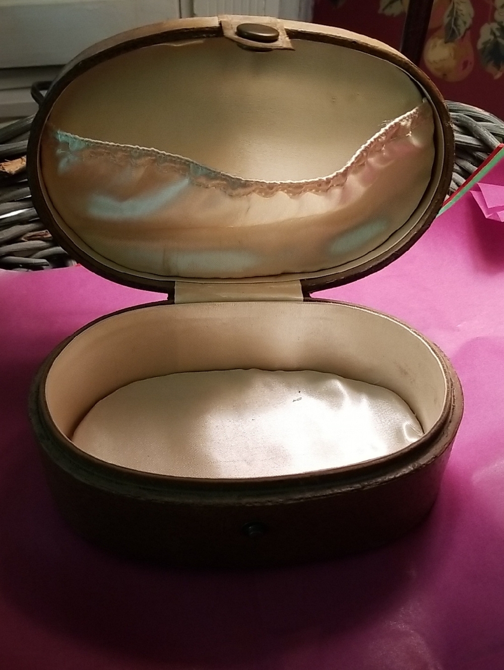 Vintage Leather Sewing Box - Picture 2 of 11